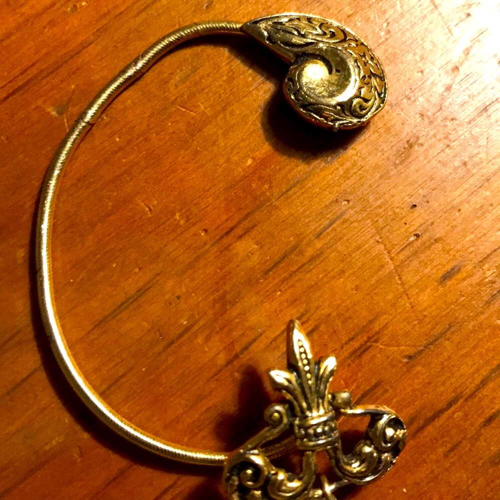 Vintage Ear Wrap - image 5